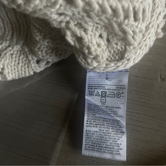 Old Navy open Stitch Boat Neck Sweater - Picture 7 of 7